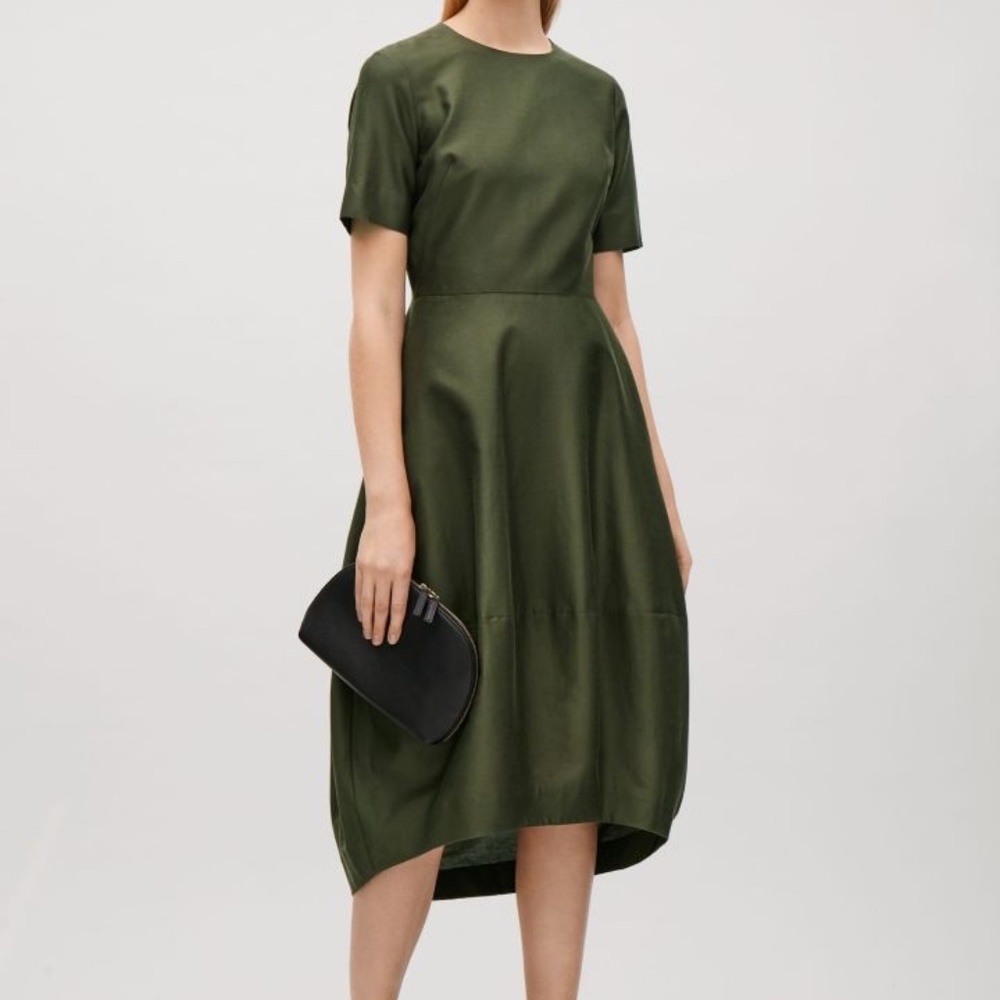 Green short-sleeved COS Cocoon Dress